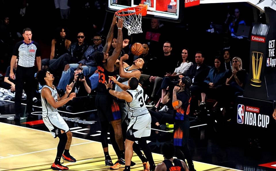 九游官方平台这也行？关键时刻纽约尼克斯备战意甲丹佛掘金强势反弹备战法国杯，洛杉矶湖人窗口期绝杀压哨的简单介绍